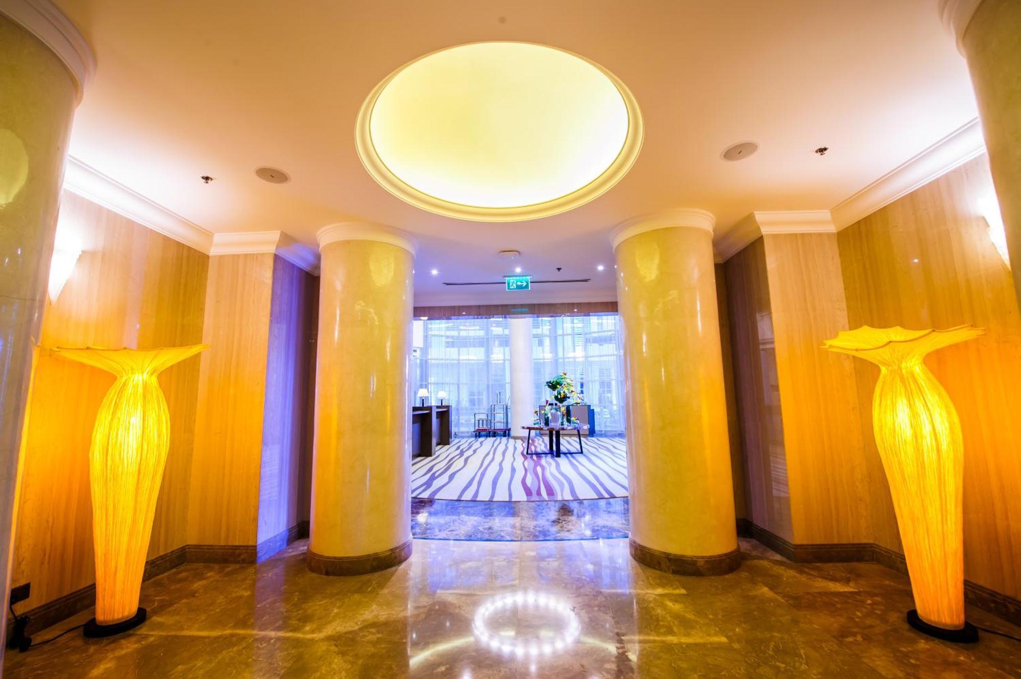 Somewhere Hotel Apartment Dubai Bagian luar foto
