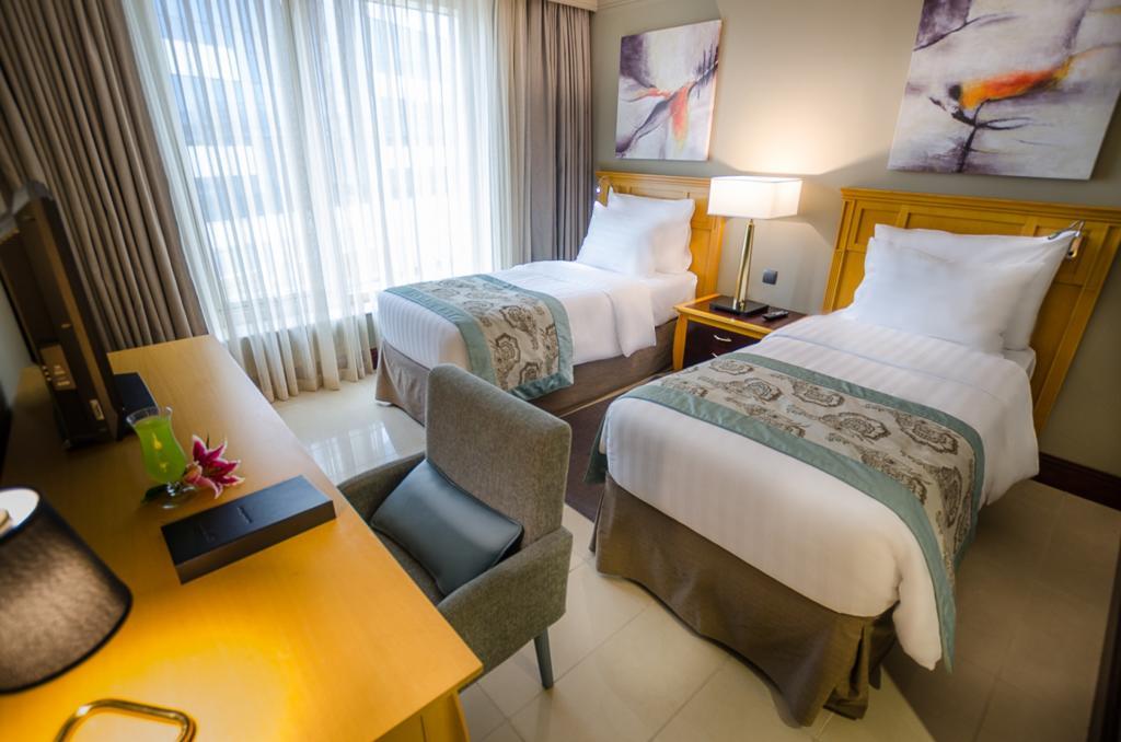 Somewhere Hotel Apartment Dubai Bagian luar foto